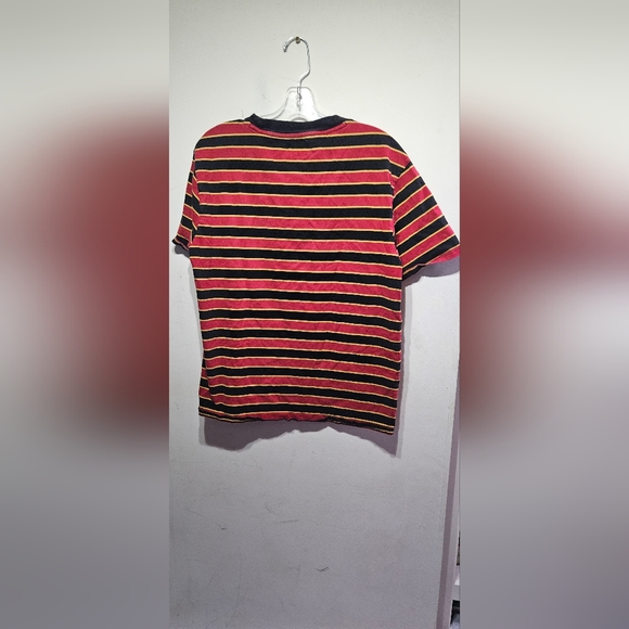 Guess Tee - Picture 5 of 5